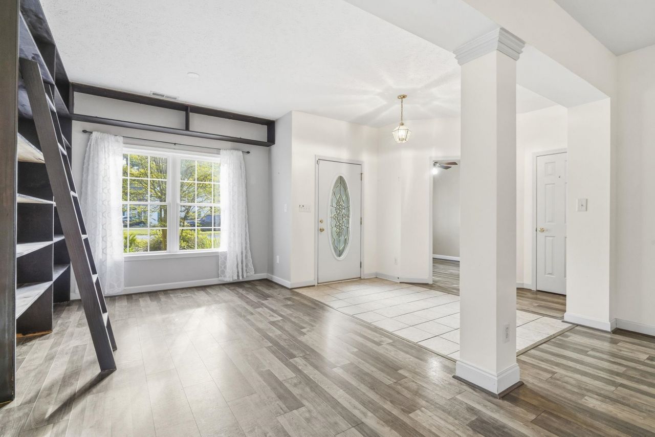 9611 Indigo Creek Blvd.  Photo 6