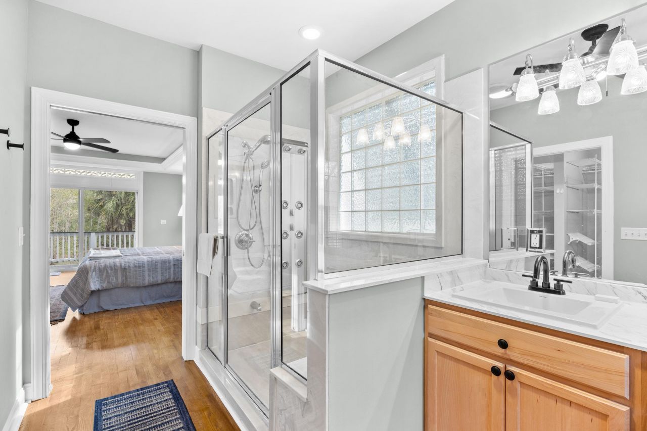 225 Red Maple Dr. Photo 21