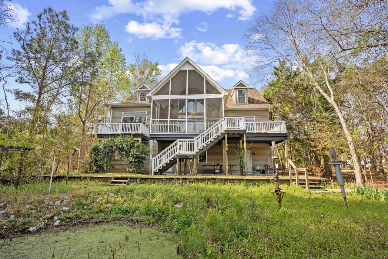 225 Red Maple Dr. Photo 35