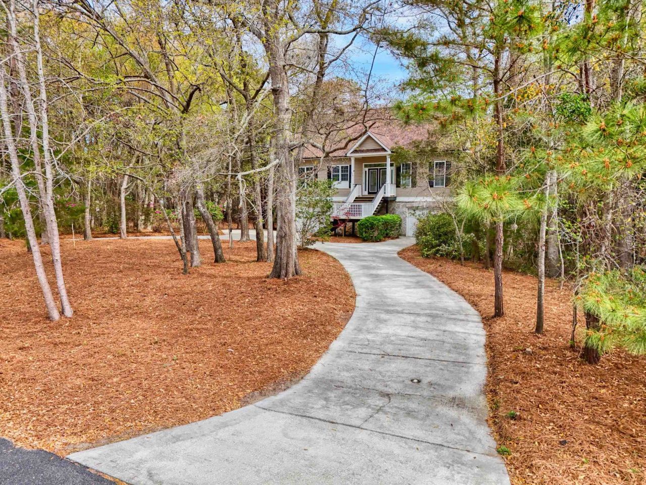 225 Red Maple Dr. Photo 42