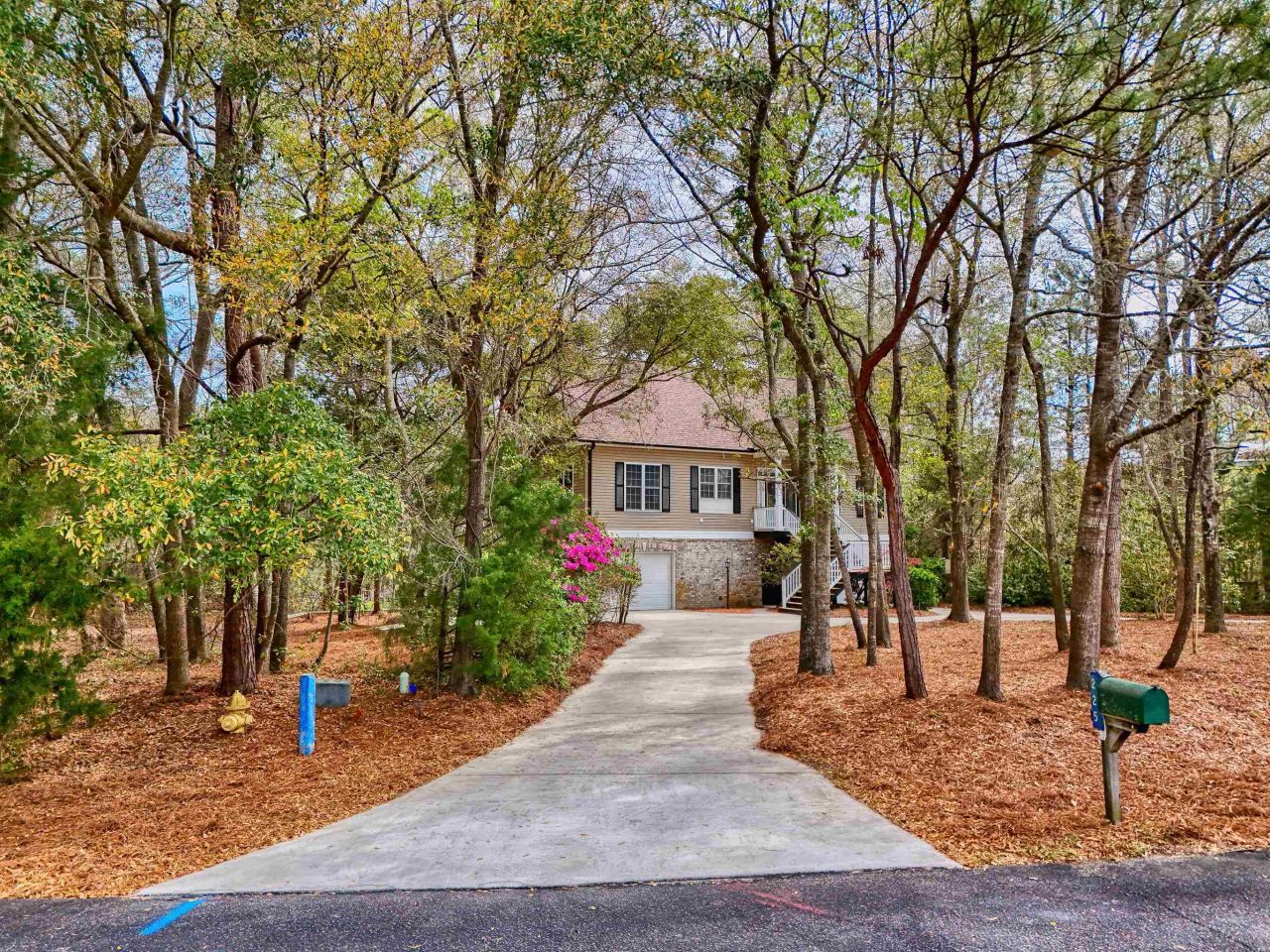 225 Red Maple Dr. Photo 43