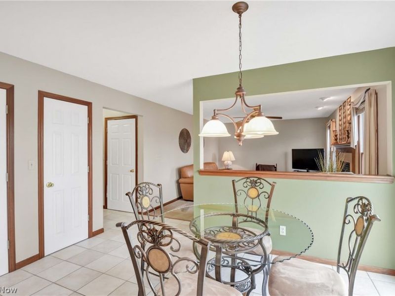 3090 Uxbridge Drive, Brunswick, OH 44212 Photo 8