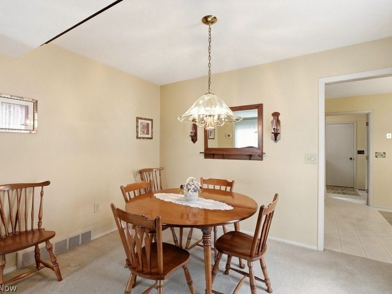 19281 Idlewood Trail, Unit 14-1, Strongsville, OH 44149 Photo 12