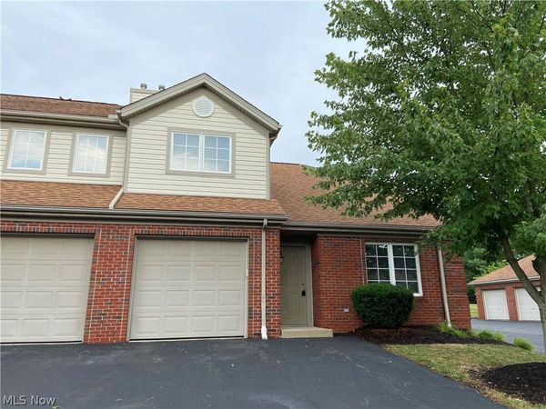1420 Reimer Road, Unit D, Wadsworth, OH 44281