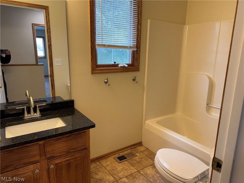 1420 Reimer Road, Unit D, Wadsworth, OH 44281 Photo 21