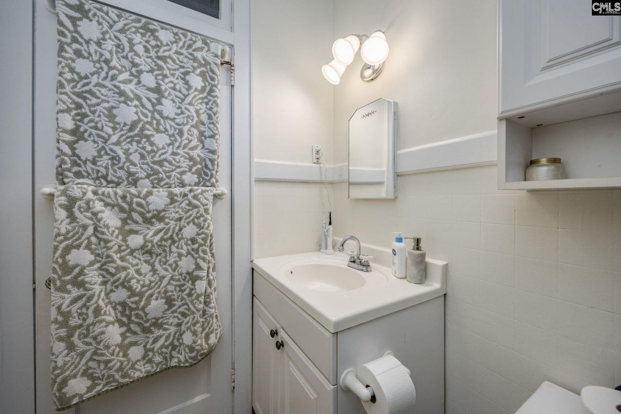 3517/3519 Wilmot Avenue Photo 22