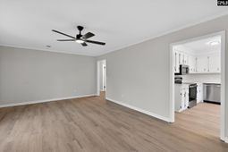 536 Kenton Drive  photo 4