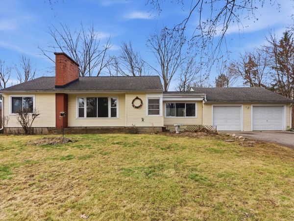 404 Upland Avenue, Pontiac, MI 48340