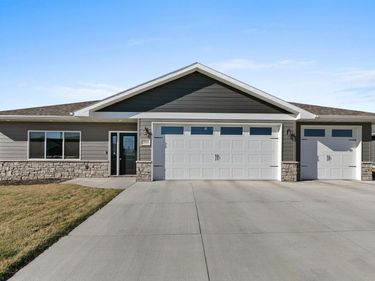 1908 Eastgate Drive, Crete, NE 68333