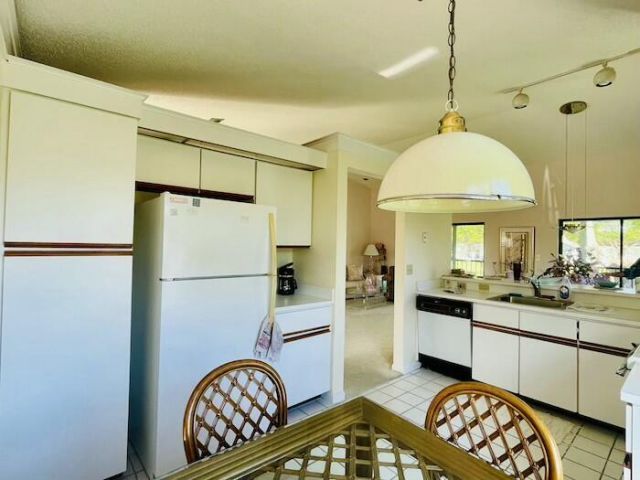 10656 Tropic Palm Avenue, Unit 202, Boynton Beach, FL 33437 Photo