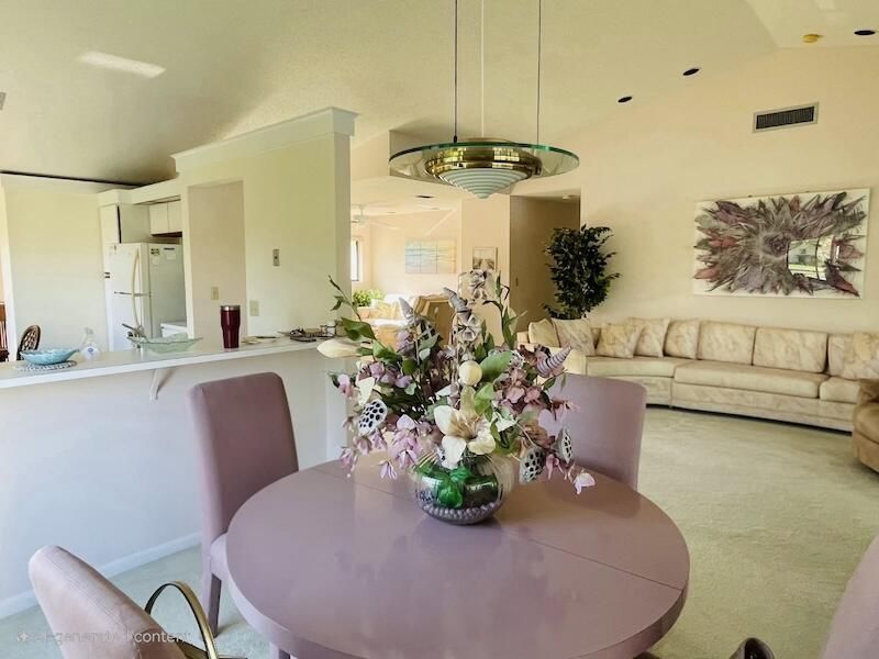 10656 Tropic Palm Avenue, Unit 202, Boynton Beach, FL 33437 Photo