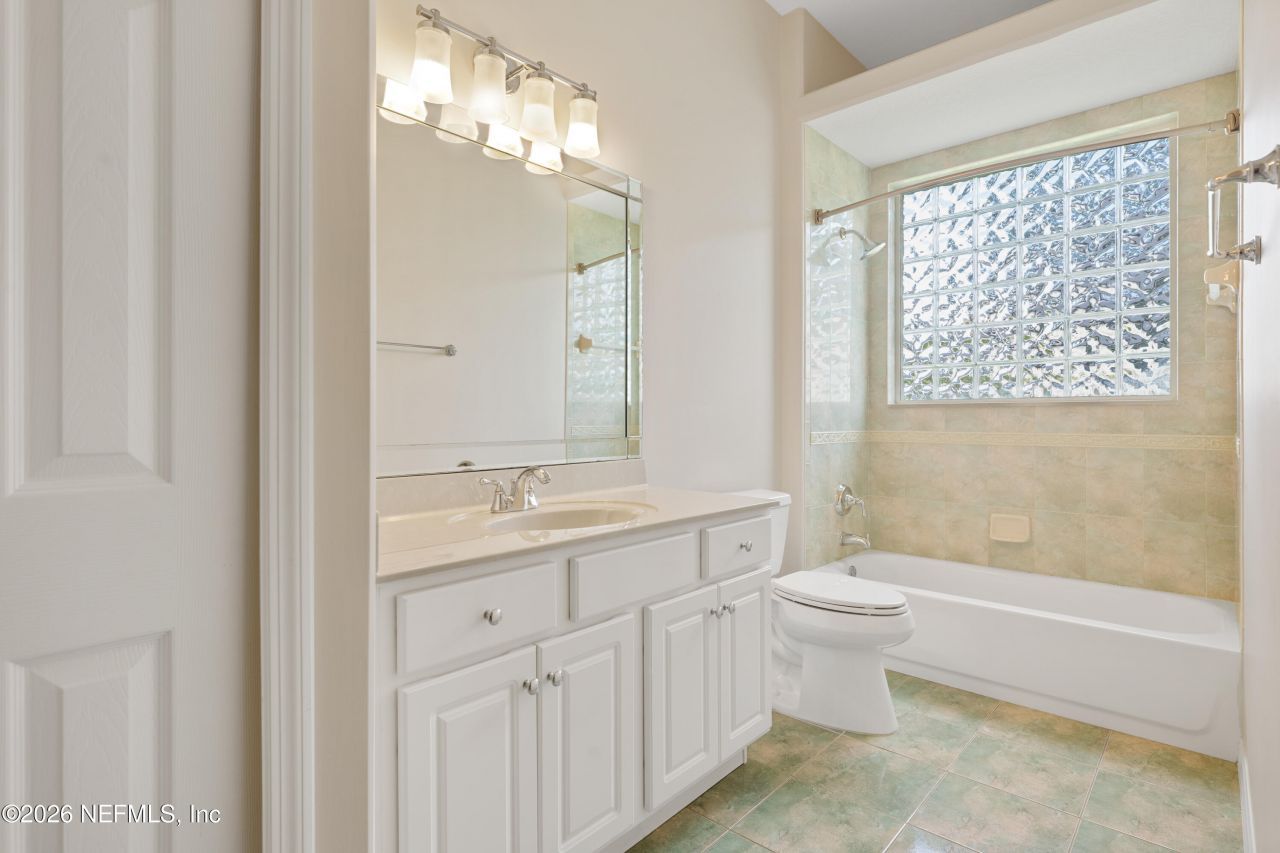 15 Old Oak Drive N, Palm Coast, FL 32137 Photo