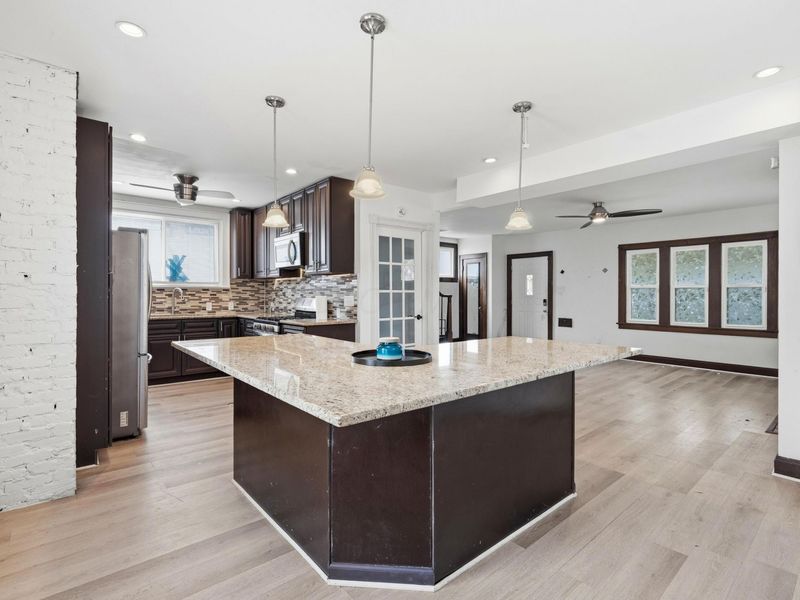 2282 Willamont Avenue, Columbus, OH 43219 Photo 7