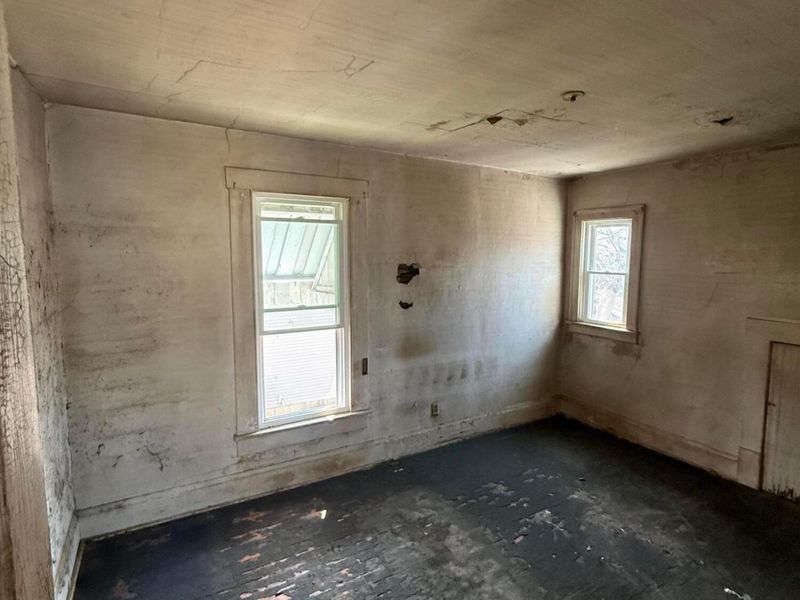 299 Whitethorne Avenue , Columbus, OH 43223 Photo 19