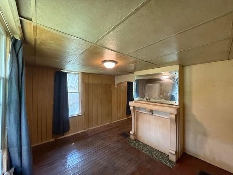 299 Whitethorne Avenue , Columbus, OH 43223 Photo 7