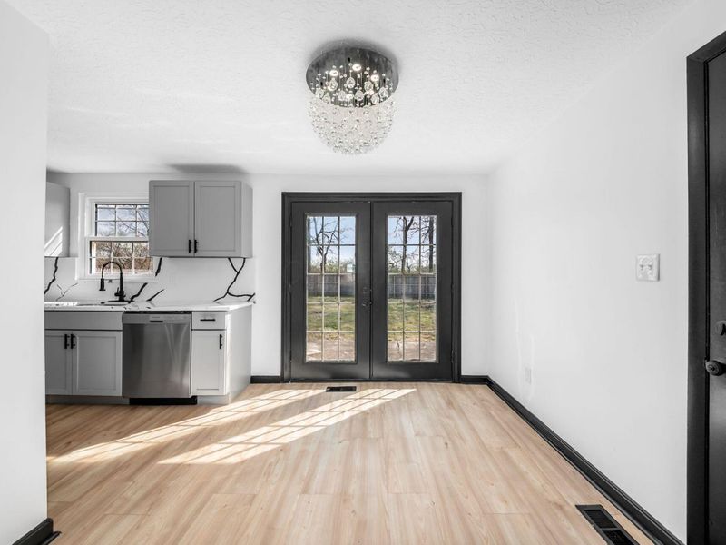 5999 Parkglen Road , Galloway, OH 43119 Photo 11