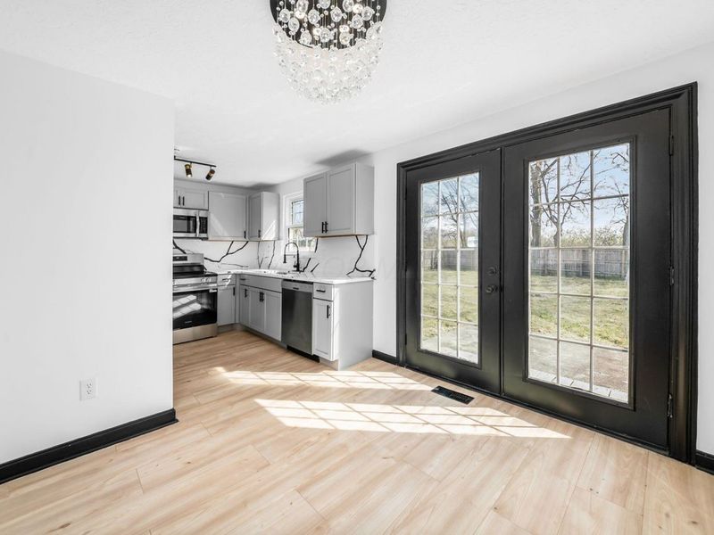 5999 Parkglen Road , Galloway, OH 43119 Photo 12