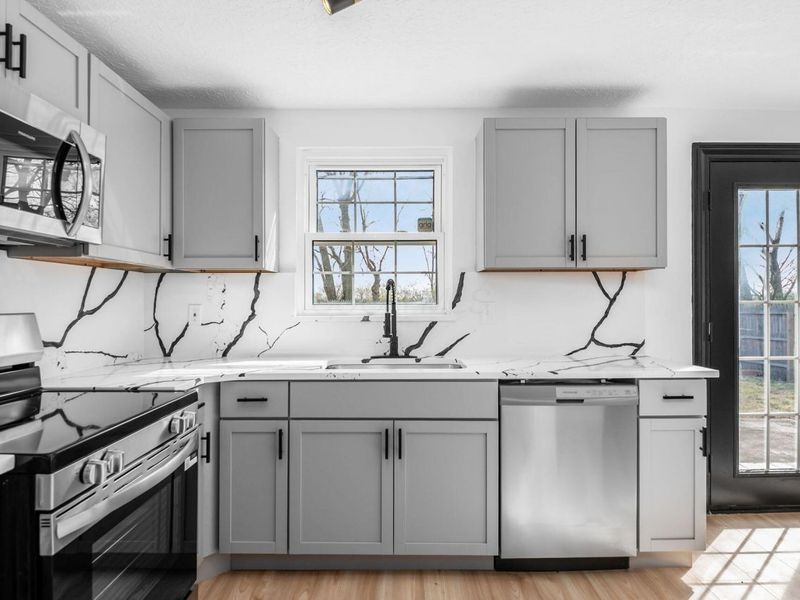 5999 Parkglen Road , Galloway, OH 43119 Photo 16