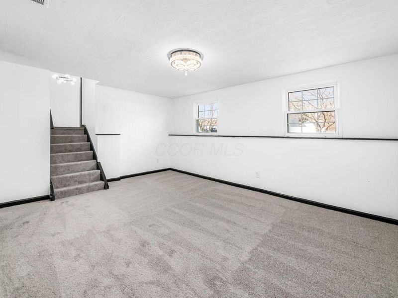 5999 Parkglen Road , Galloway, OH 43119 Photo 31