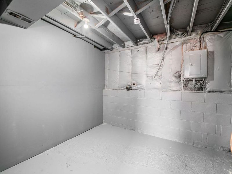 5999 Parkglen Road , Galloway, OH 43119 Photo 34