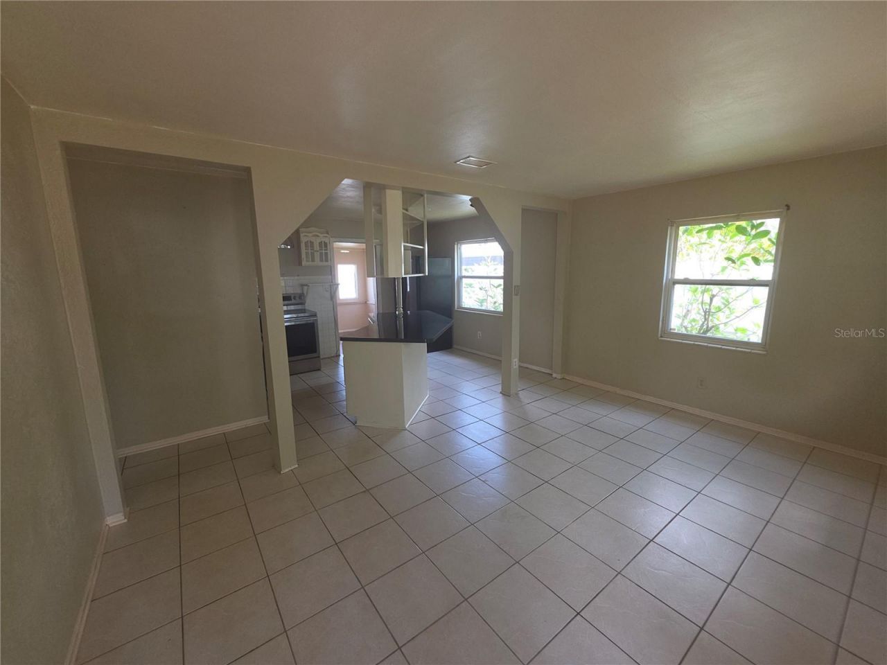 725 43rd Avenue N, Saint Petersburg, FL 33703 Photo