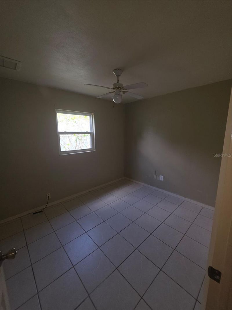 725 43rd Avenue N, Saint Petersburg, FL 33703 Photo