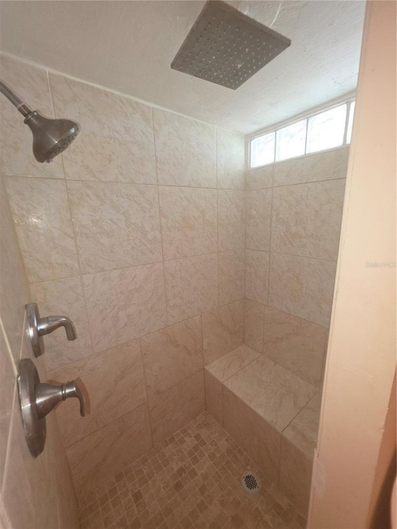 725 43rd Avenue N, Saint Petersburg, FL 33703 Photo