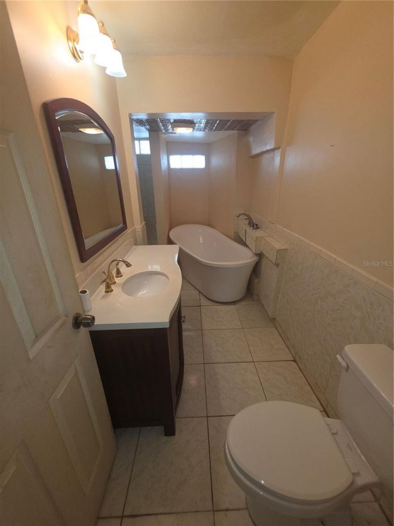 725 43rd Avenue N, Saint Petersburg, FL 33703 Photo