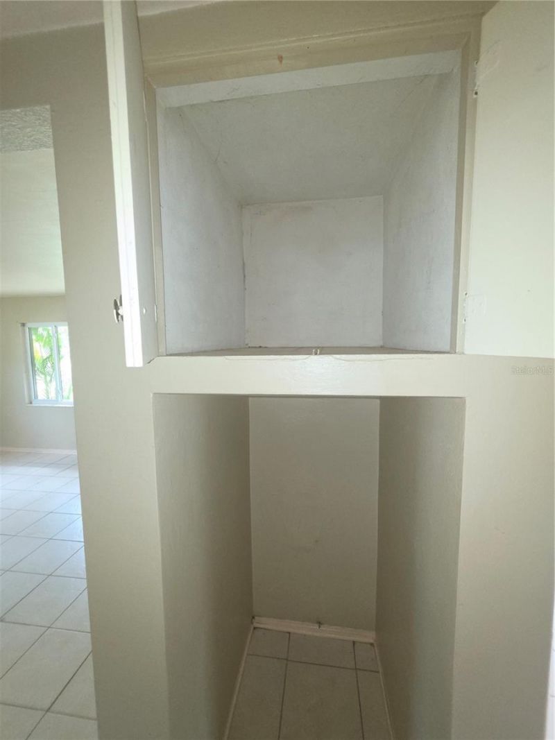 725 43rd Avenue N, Saint Petersburg, FL 33703 Photo