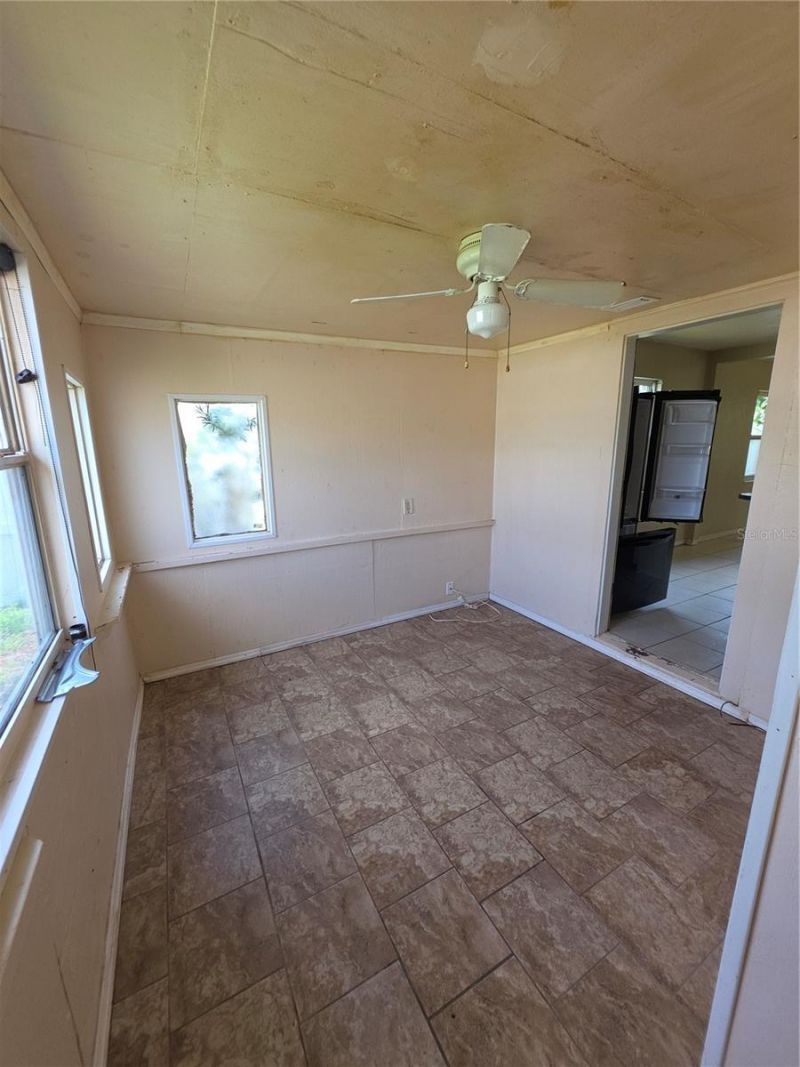 725 43rd Avenue N, Saint Petersburg, FL 33703 Photo