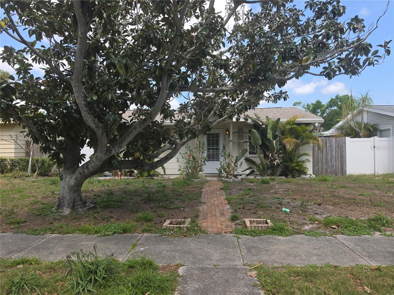 725 43rd Avenue N, Saint Petersburg, FL 33703 Photo