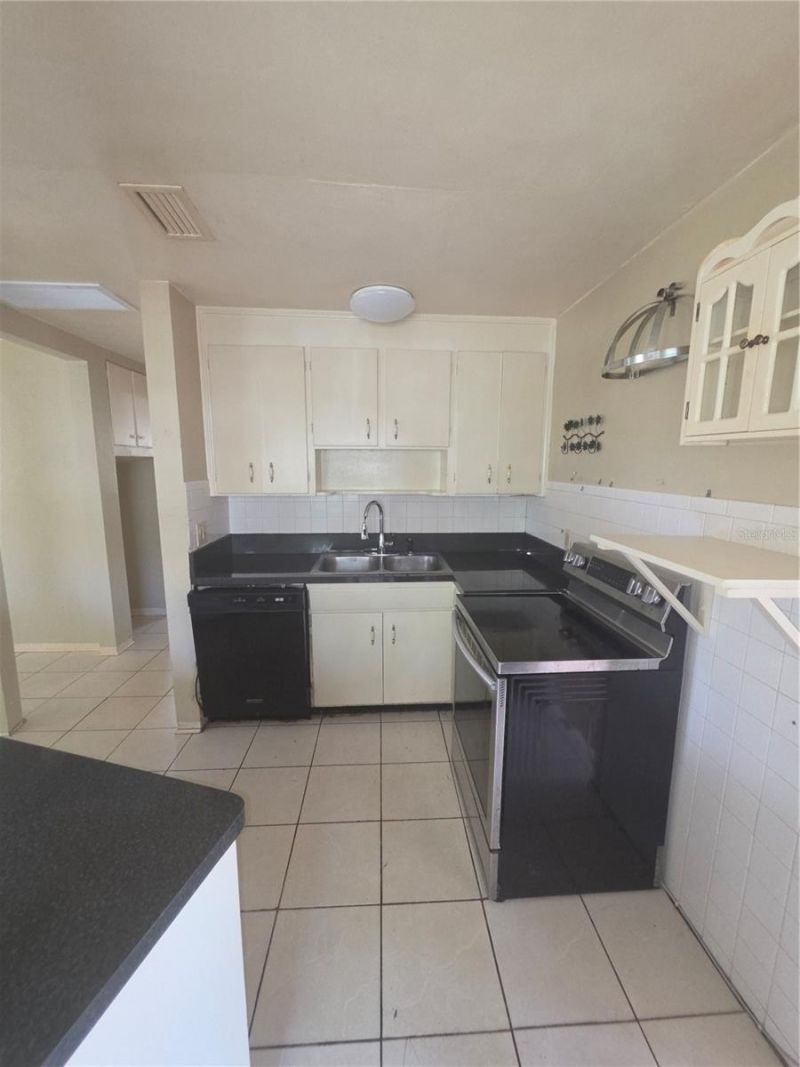 725 43rd Avenue N, Saint Petersburg, FL 33703 Photo