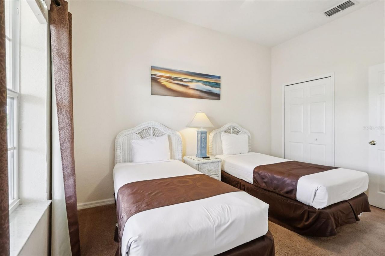 915 New Providence, Unit 303, Davenport, FL 33897 Photo