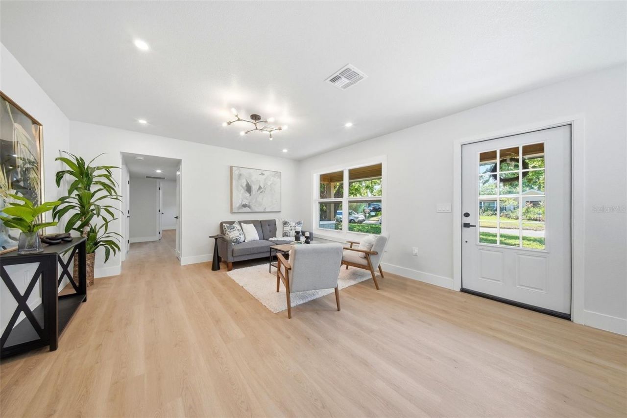 1125 77th Street N, Saint Petersburg, FL 33710 Photo