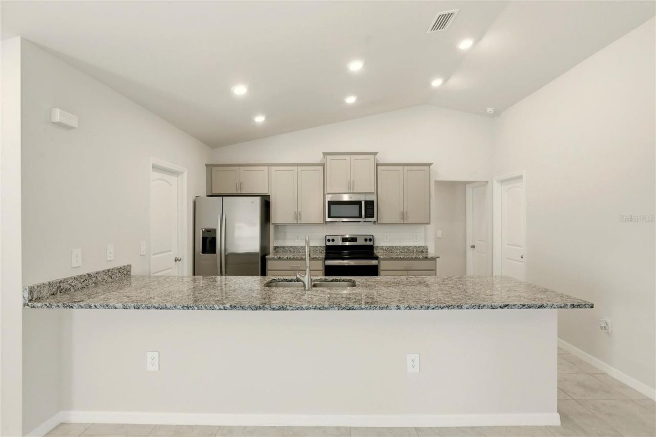 3600 NE 20th Place, Cape Coral, FL 33909 Photo