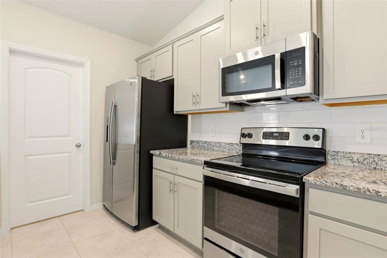 3600 NE 20th Place, Cape Coral, FL 33909 Photo