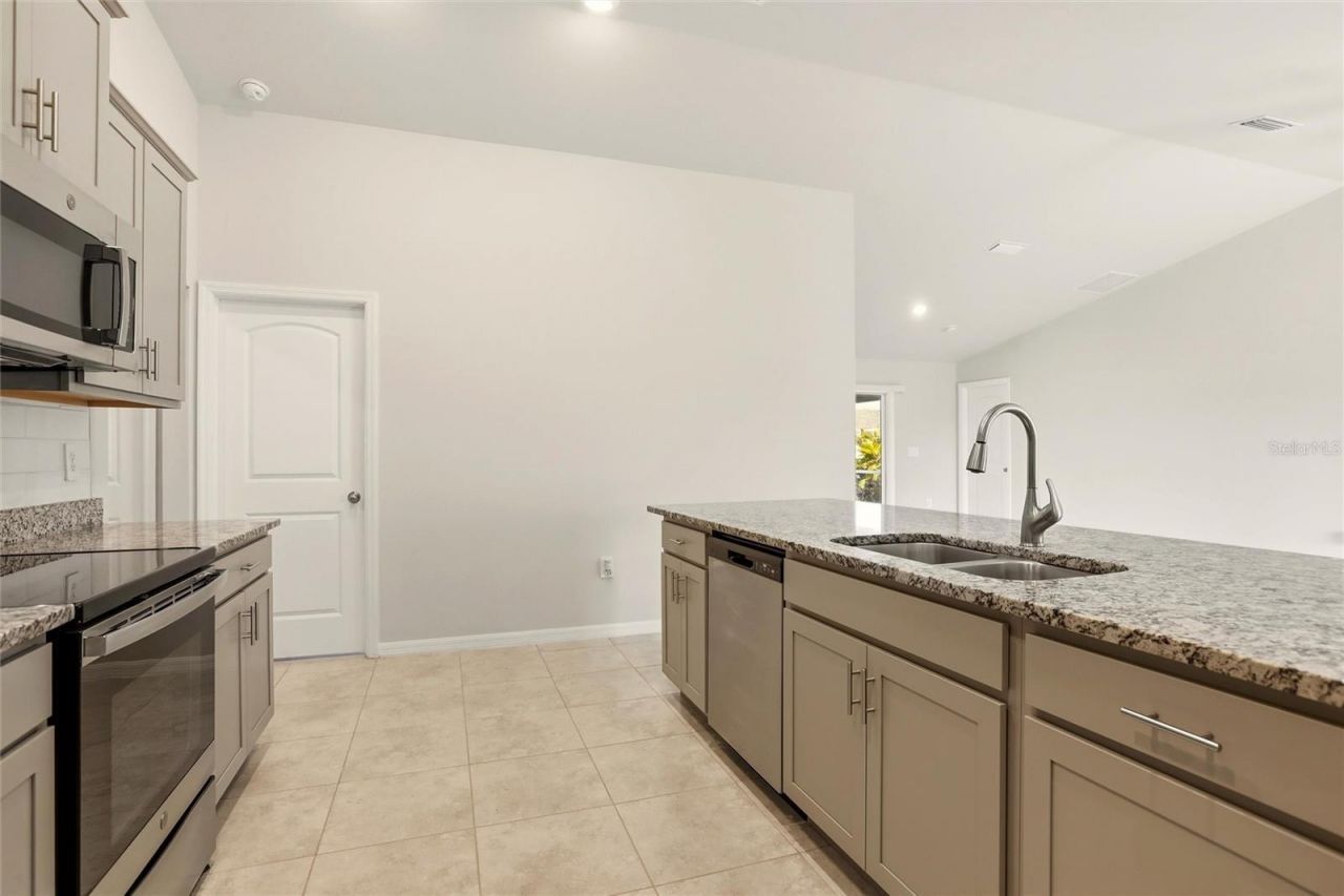 3600 NE 20th Place, Cape Coral, FL 33909 Photo