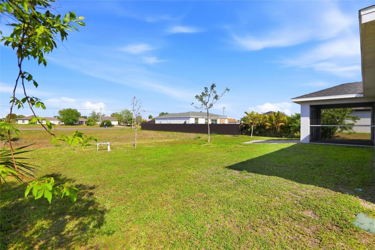 3600 NE 20th Place, Cape Coral, FL 33909 Photo
