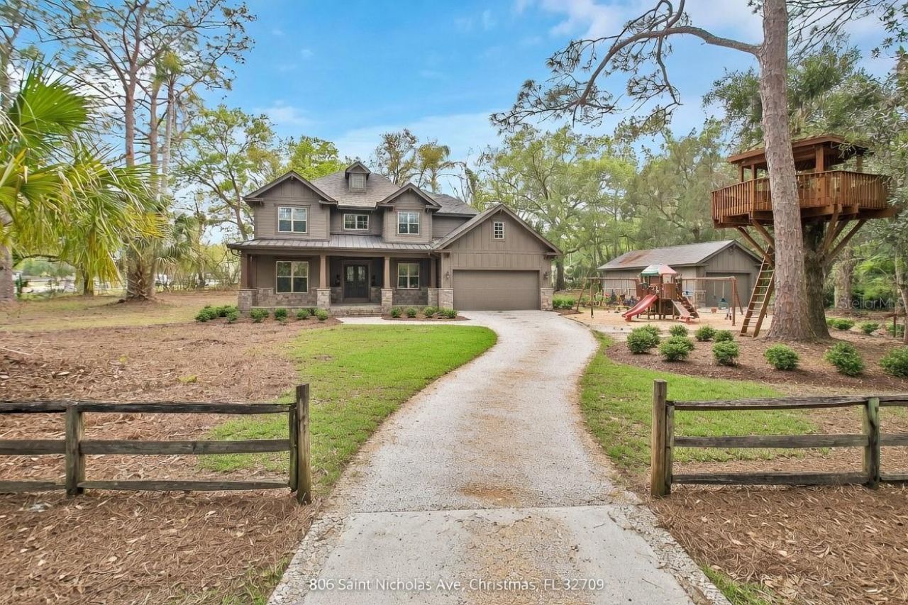 806 Saint Nicholas Avenue , Christmas, FL 32709 Photo