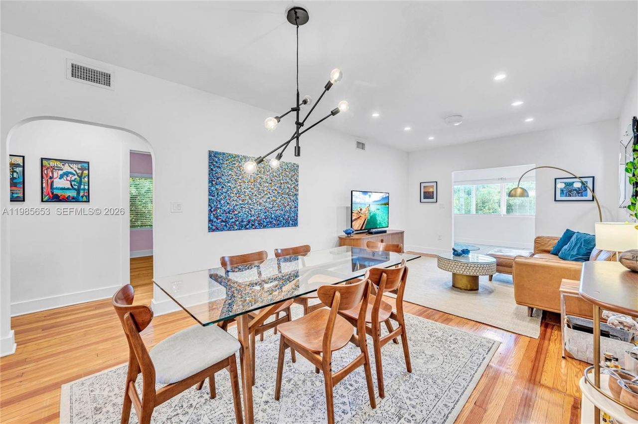 1337 SW 15th St , Miami, FL 33145 Photo