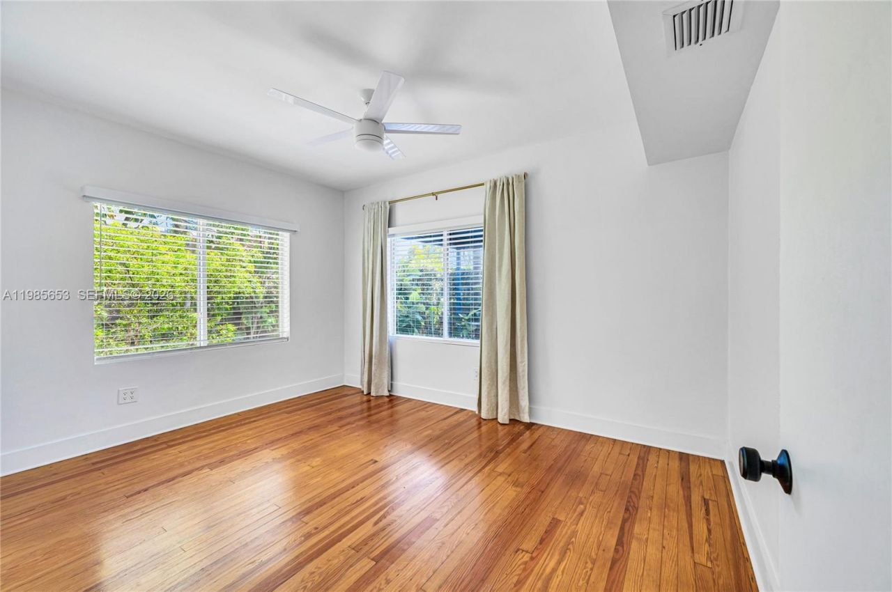 1337 SW 15th St , Miami, FL 33145 Photo