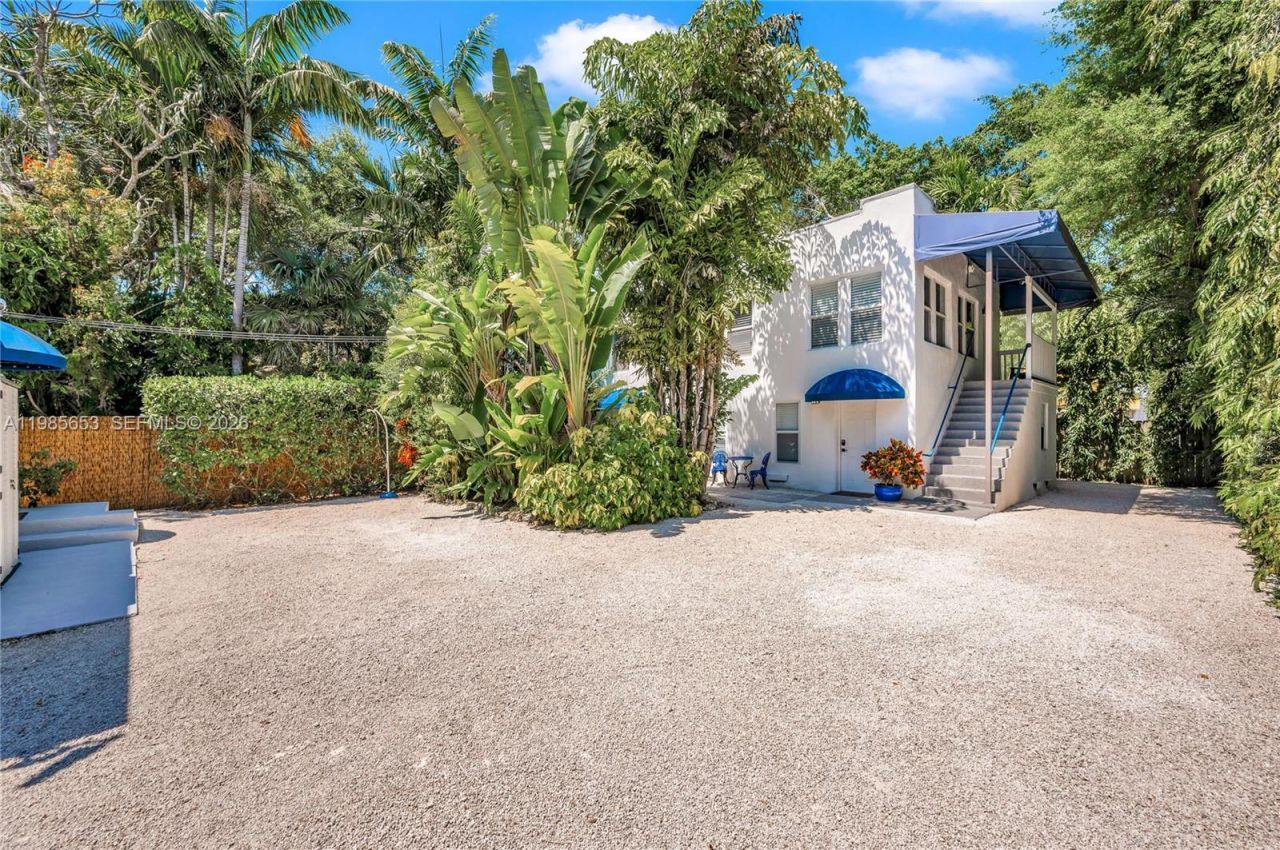 1337 SW 15th St , Miami, FL 33145 Photo