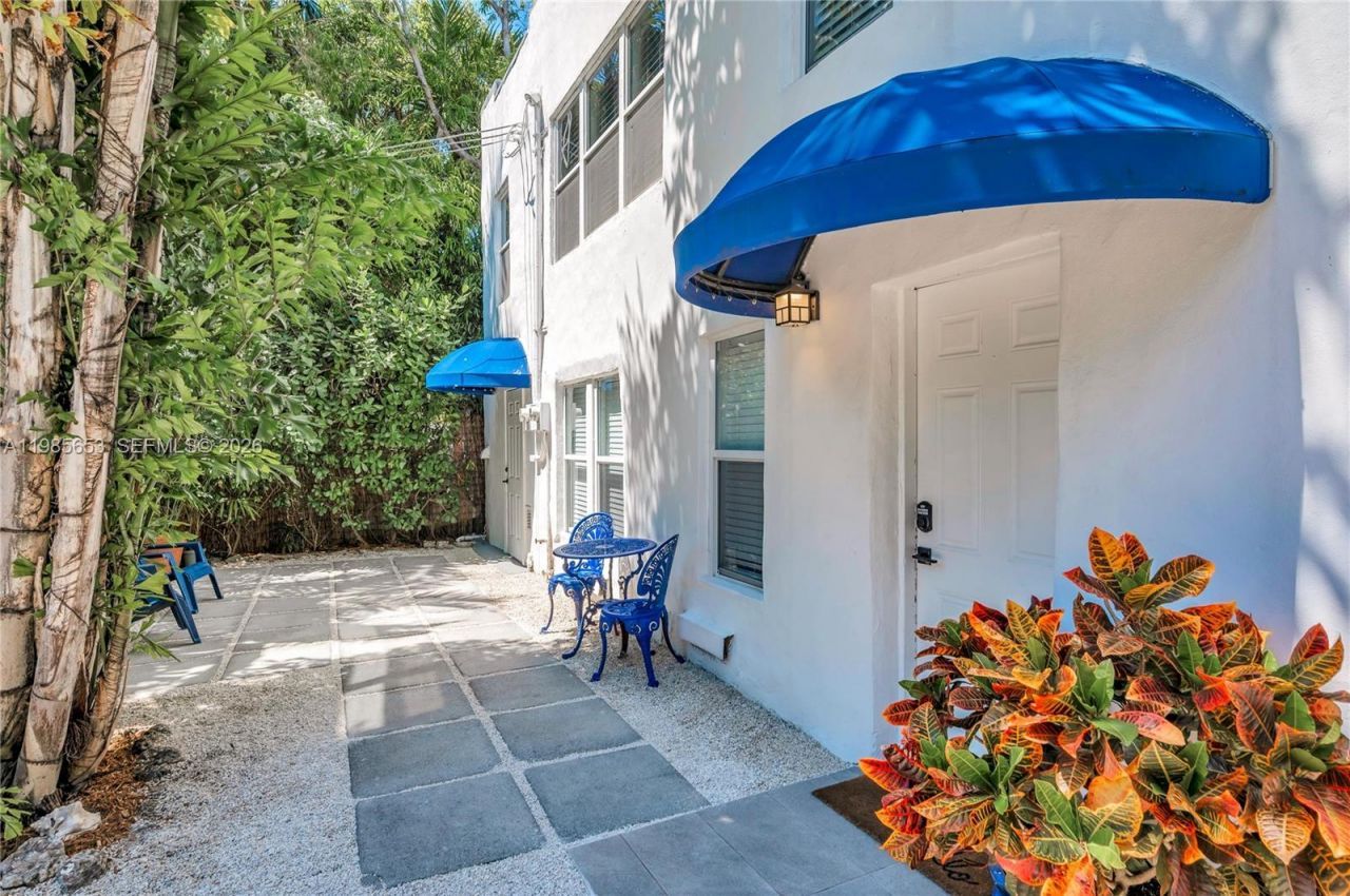 1337 SW 15th St , Miami, FL 33145 Photo