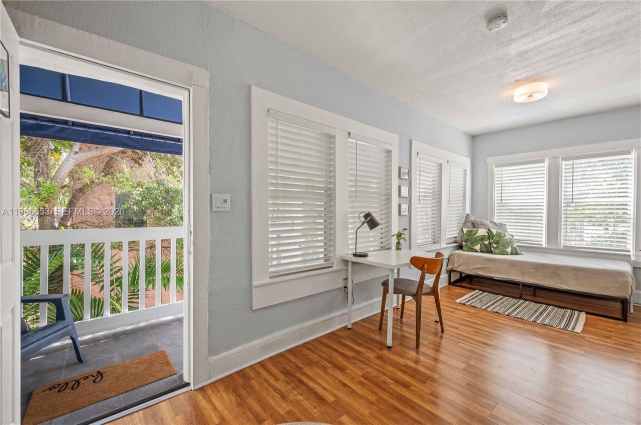 1337 SW 15th St , Miami, FL 33145 Photo