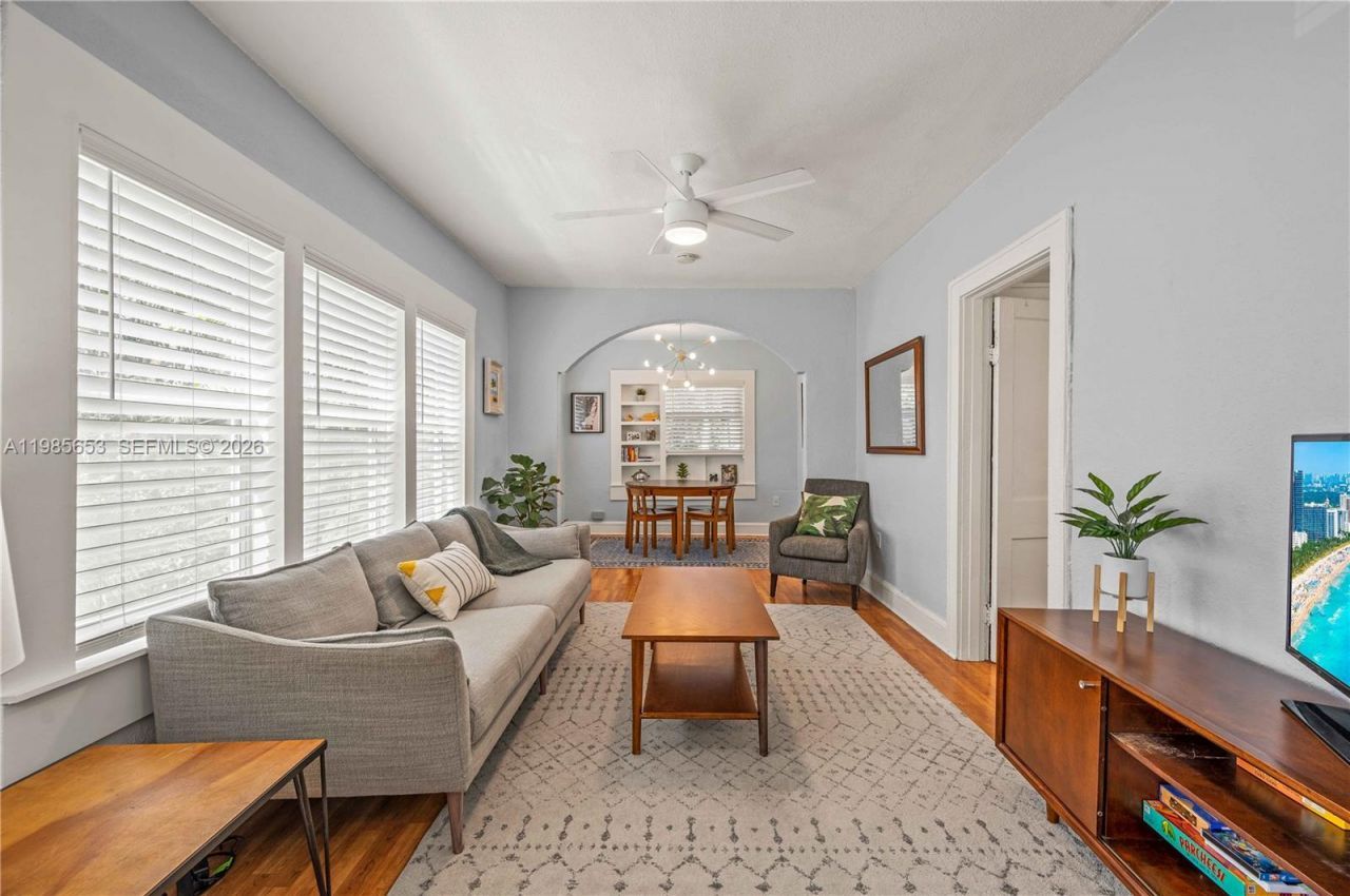 1337 SW 15th St , Miami, FL 33145 Photo