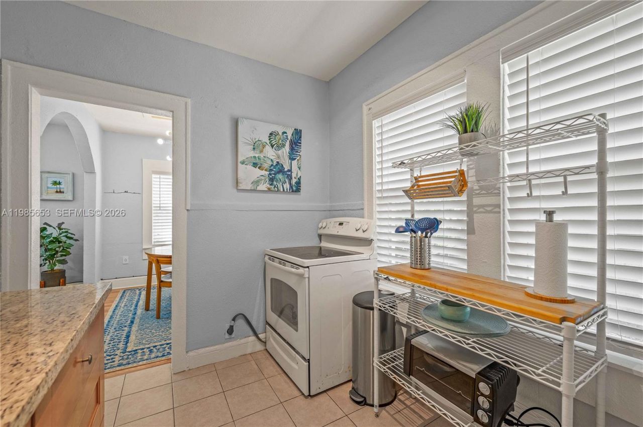 1337 SW 15th St , Miami, FL 33145 Photo