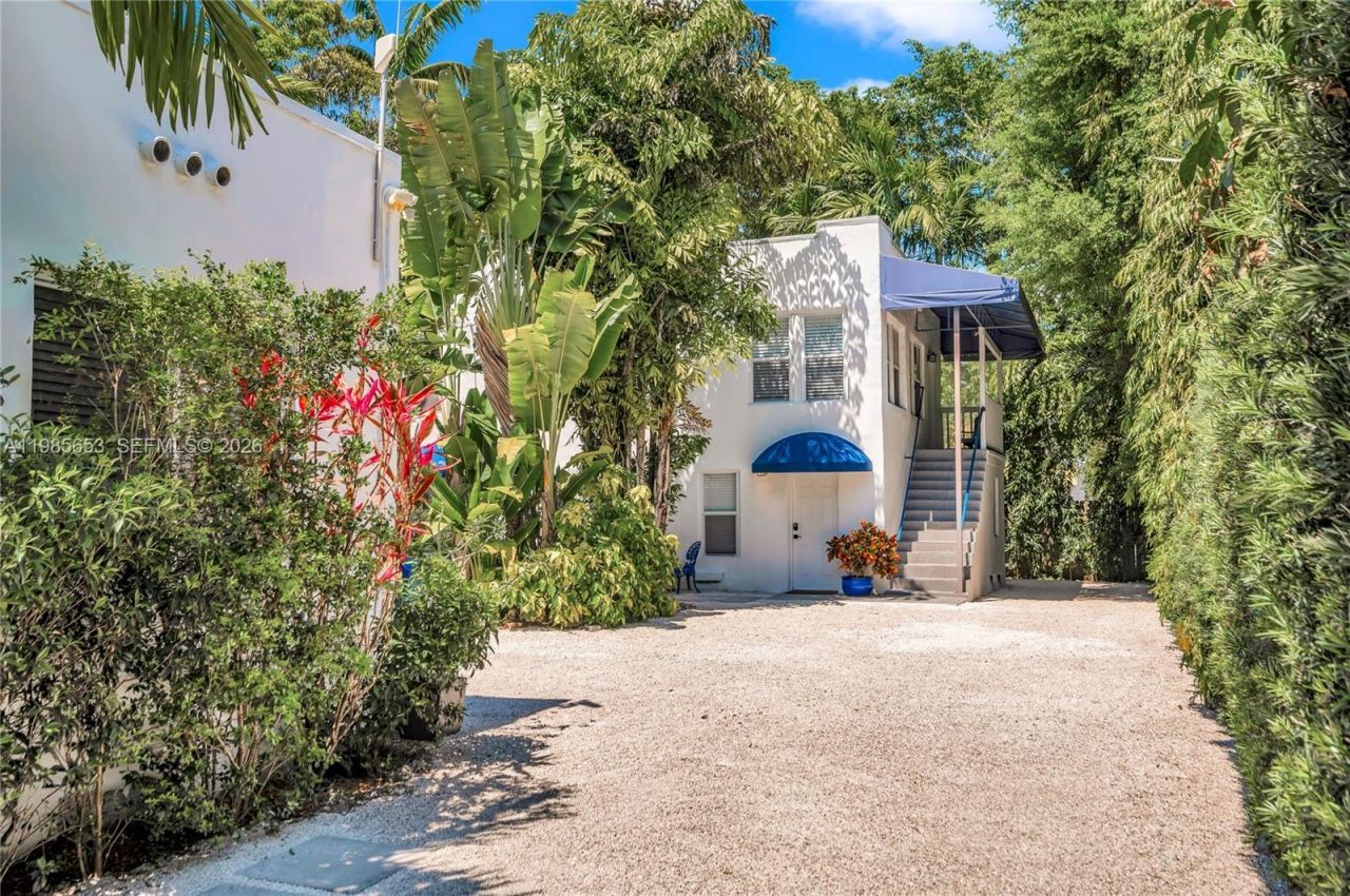 1337 SW 15th St , Miami, FL 33145 Photo