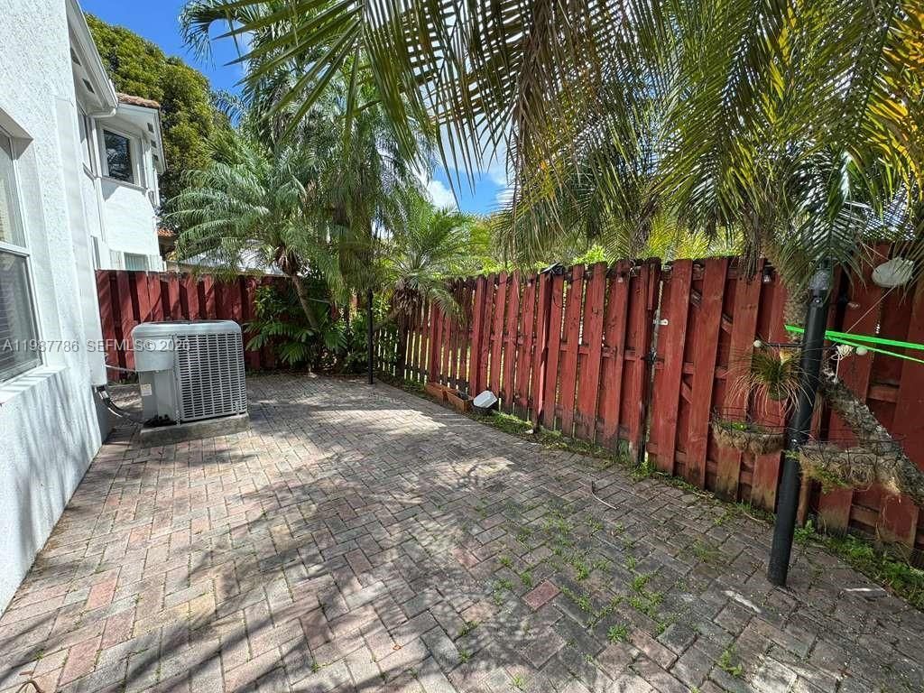 7131 NW 114th Ct, Doral, FL 33178 Photo