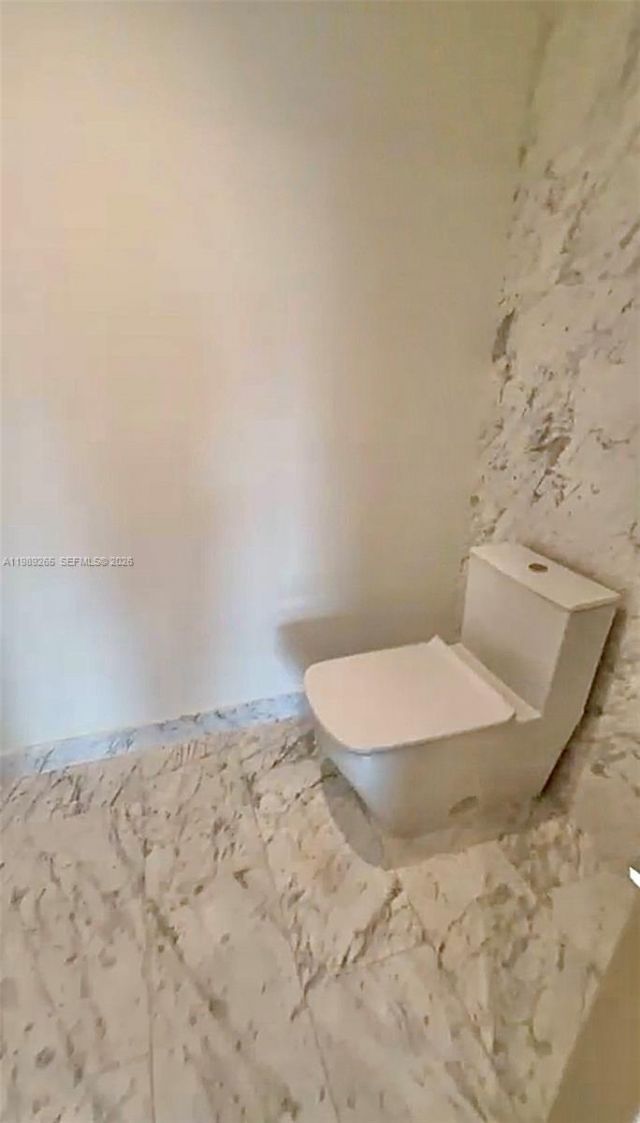 1000 Brickell Plz, Unit 2008, Miami, FL 33131 Photo