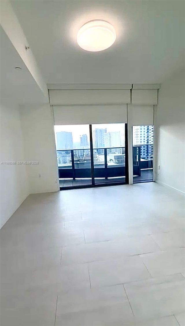 1000 Brickell Plz, Unit 2008, Miami, FL 33131 Photo